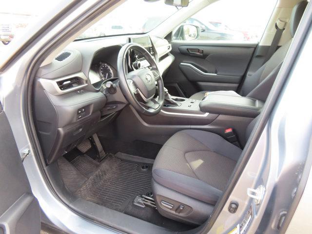 used 2023 Toyota Highlander car, priced at $32,990