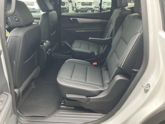 new 2026 Buick Enclave car, priced at $44,085