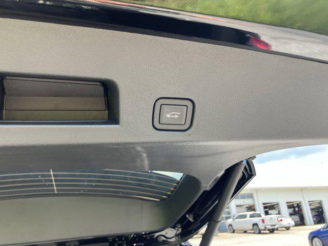 new 2025 Buick Enclave car, priced at $44,145