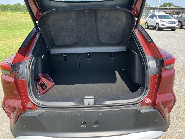 new 2025 Buick Envista car, priced at $25,680
