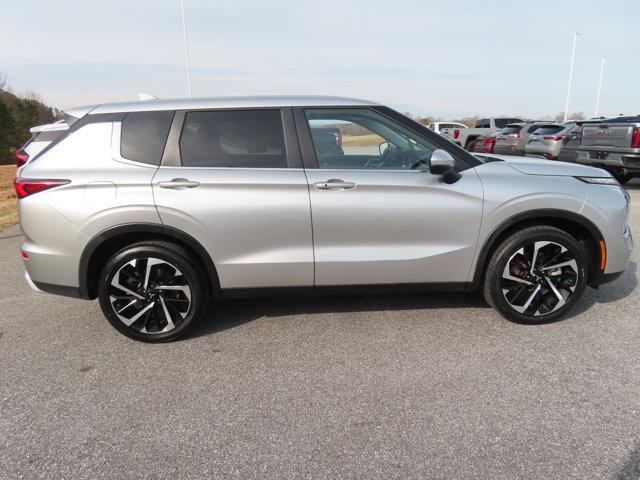 used 2024 Mitsubishi Outlander car, priced at $25,990