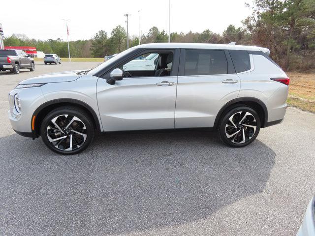 used 2024 Mitsubishi Outlander car, priced at $25,990