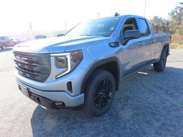 new 2025 GMC Sierra 1500 car, priced at $52,235