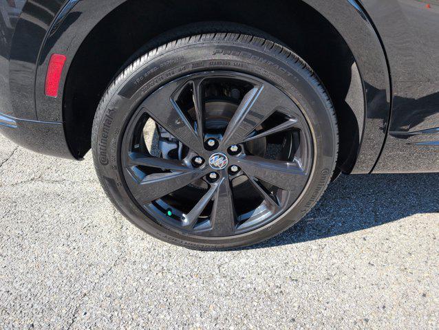 used 2023 Buick Envision car, priced at $29,990