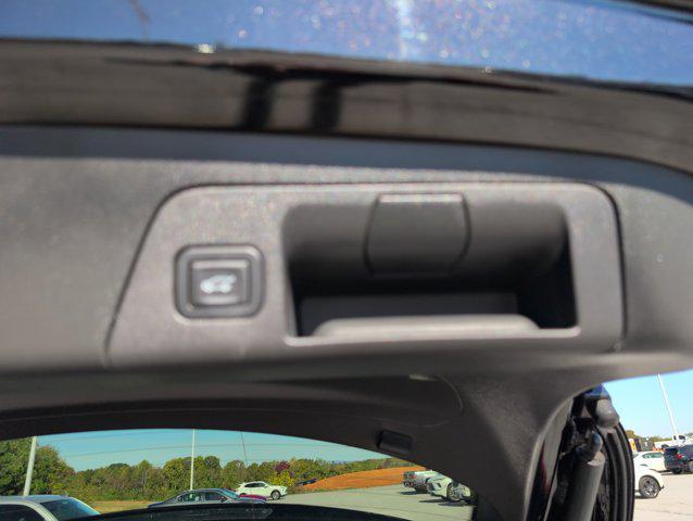 used 2023 Buick Envision car, priced at $29,990