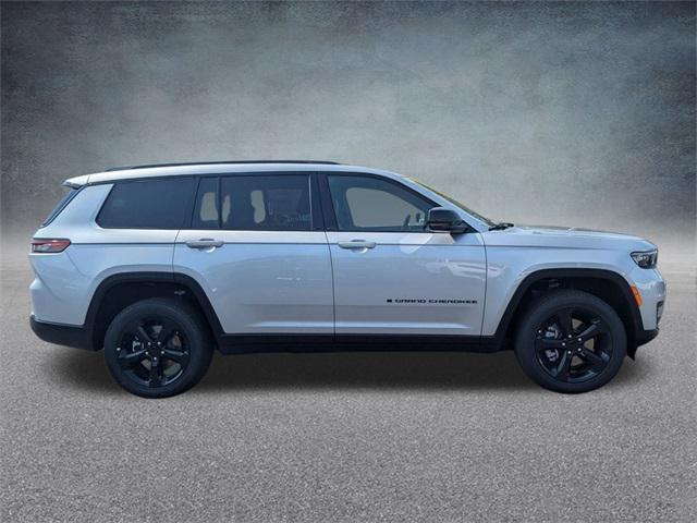 new 2024 Jeep Grand Cherokee L car, priced at $44,931