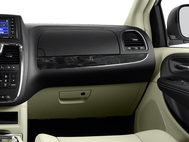 used 2013 Chrysler Town & Country car