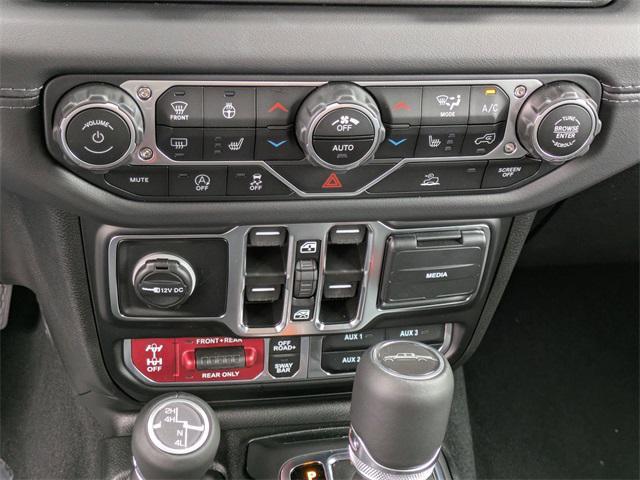 new 2025 Jeep Gladiator car, priced at $52,759