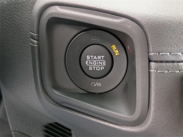new 2025 Jeep Gladiator car, priced at $52,759