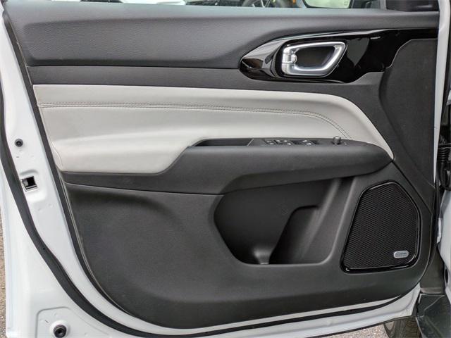 new 2025 Jeep Compass car, priced at $34,197