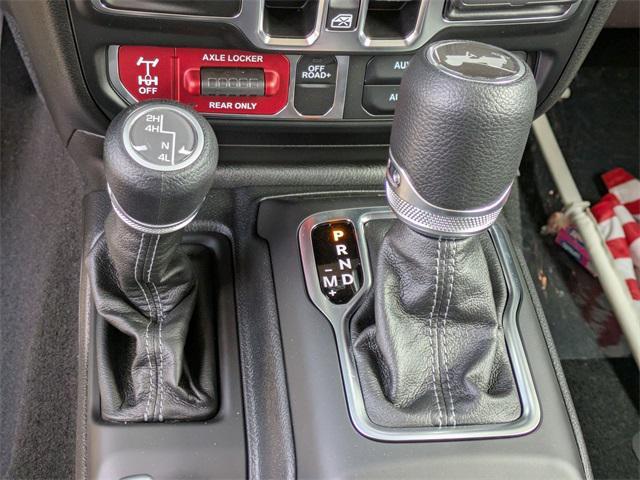 new 2025 Jeep Wrangler car, priced at $48,298