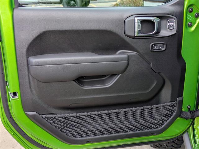 new 2025 Jeep Wrangler car, priced at $48,298