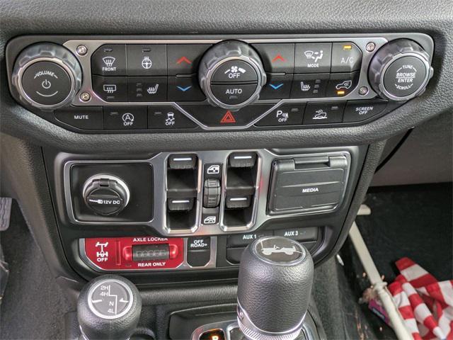new 2025 Jeep Wrangler car, priced at $48,298