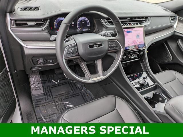 new 2025 Jeep Grand Cherokee car, priced at $43,321