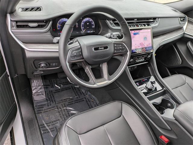 new 2025 Jeep Grand Cherokee car, priced at $46,821