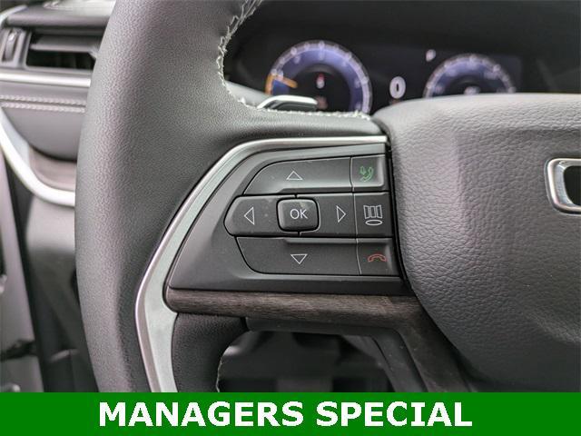 new 2025 Jeep Grand Cherokee car, priced at $43,321