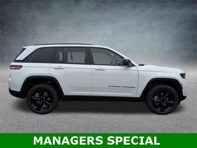 new 2025 Jeep Grand Cherokee car, priced at $43,321