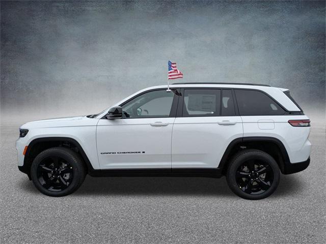 new 2025 Jeep Grand Cherokee car, priced at $46,821