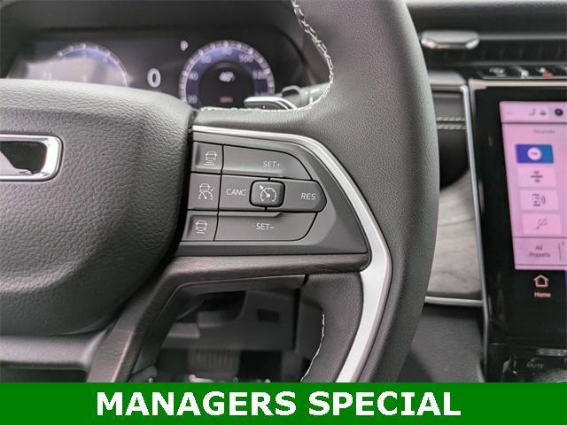 new 2025 Jeep Grand Cherokee car, priced at $43,321