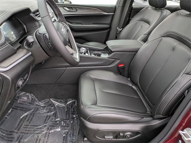 new 2025 Jeep Grand Cherokee L car, priced at $49,201