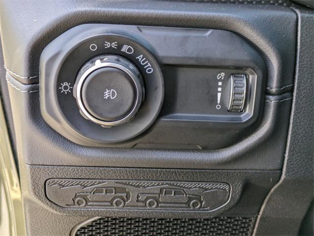 new 2025 Jeep Wrangler car, priced at $54,371