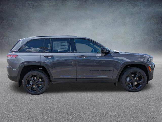 new 2025 Jeep Grand Cherokee car, priced at $50,254