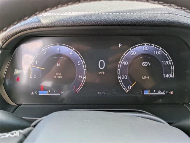 new 2025 Jeep Grand Cherokee car, priced at $50,254