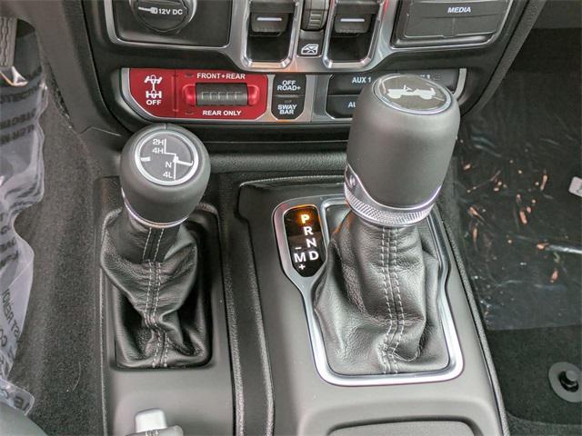 new 2025 Jeep Wrangler car, priced at $59,165