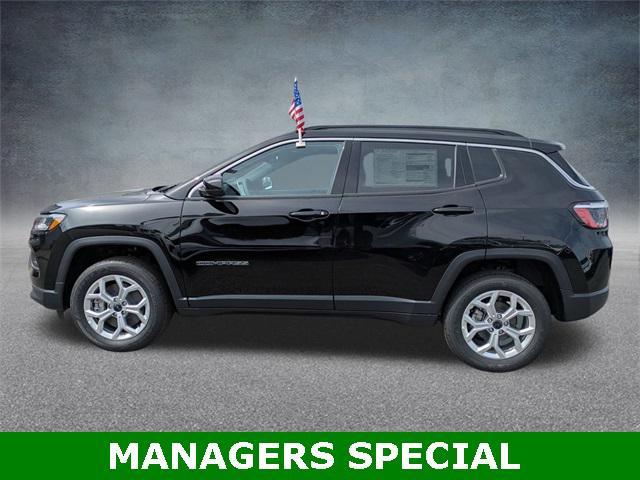 new 2025 Jeep Compass car, priced at $26,885