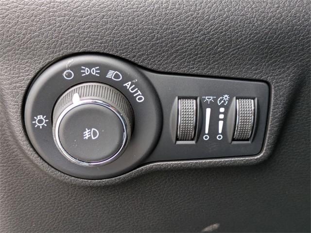 new 2025 Jeep Compass car, priced at $28,272