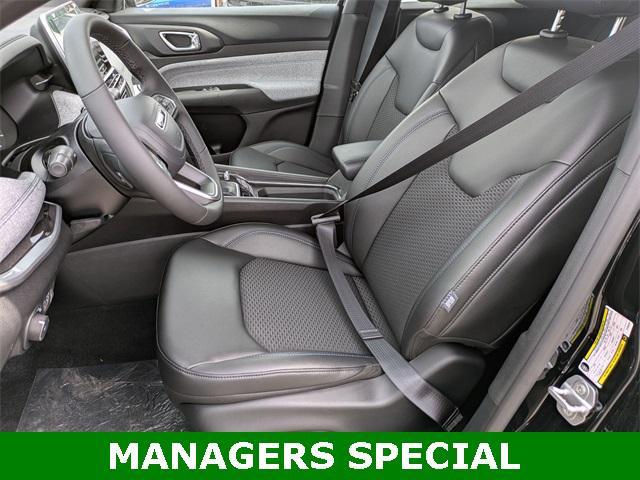 new 2025 Jeep Compass car, priced at $26,885