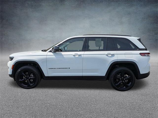 used 2023 Jeep Grand Cherokee car, priced at $31,499