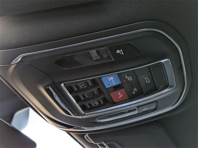new 2025 Jeep Grand Cherokee L car, priced at $51,921