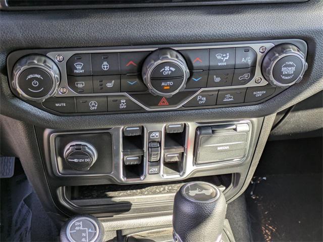 new 2025 Jeep Wrangler car, priced at $46,471