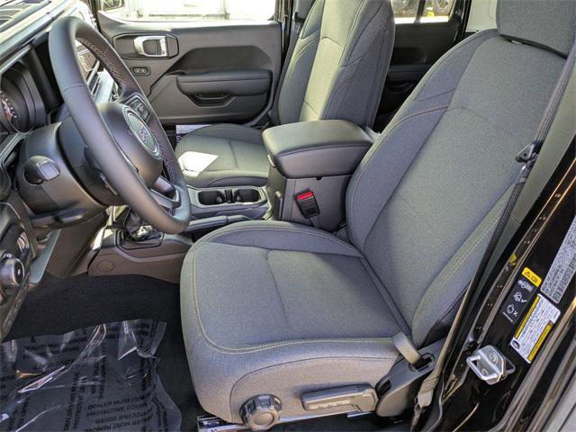 new 2025 Jeep Wrangler car, priced at $46,471