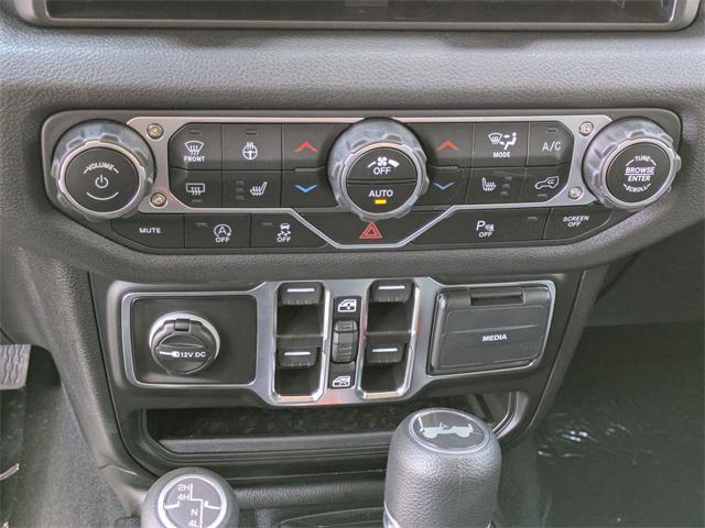 new 2025 Jeep Wrangler car, priced at $46,990