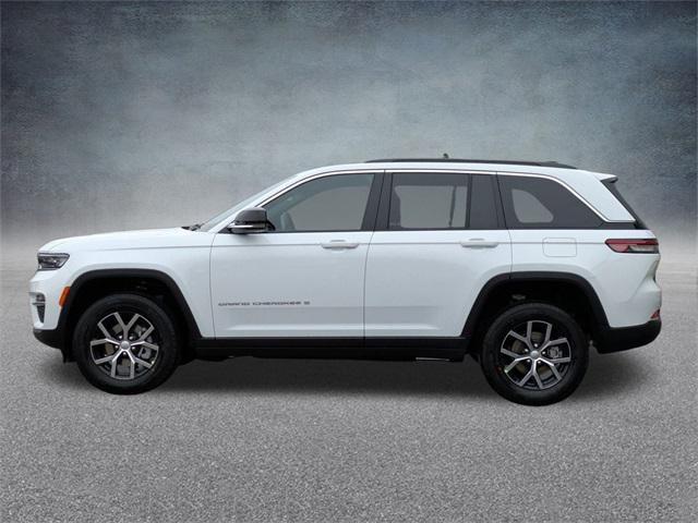 new 2025 Jeep Grand Cherokee car, priced at $44,455