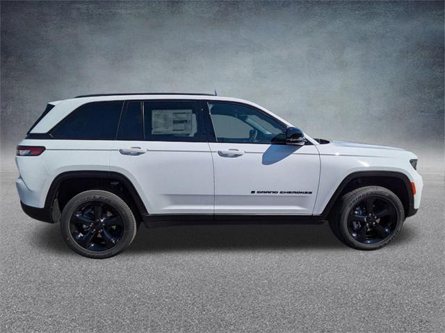 new 2025 Jeep Grand Cherokee car, priced at $42,137