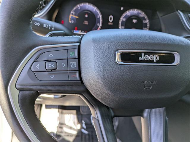 new 2025 Jeep Grand Cherokee car, priced at $42,137