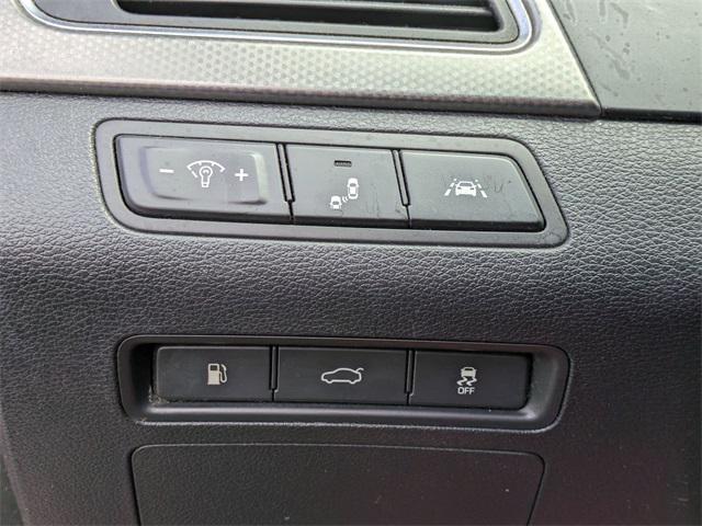 used 2015 Hyundai Sonata car, priced at $9,995