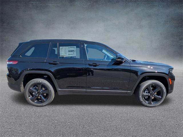 new 2025 Jeep Grand Cherokee car, priced at $42,655