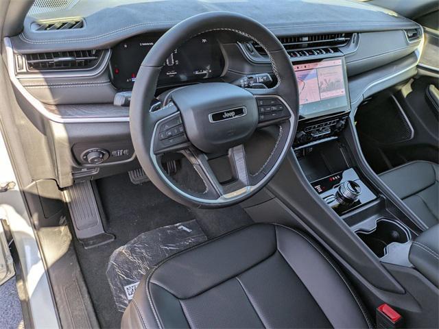 new 2025 Jeep Grand Cherokee car, priced at $51,279
