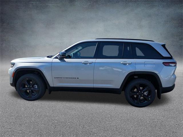 new 2025 Jeep Grand Cherokee car, priced at $51,279