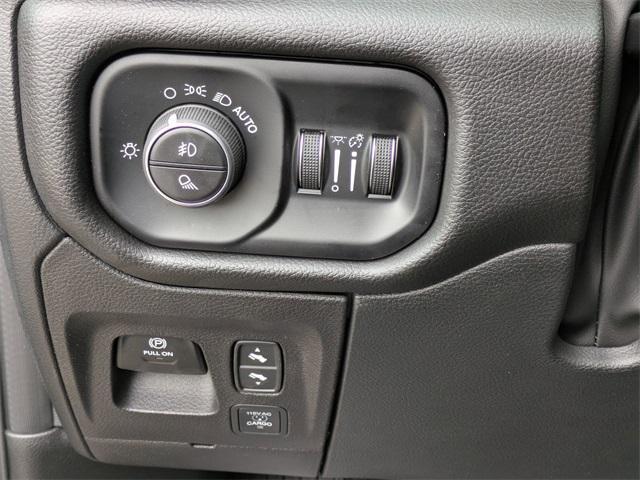 new 2025 Ram 1500 car, priced at $61,364
