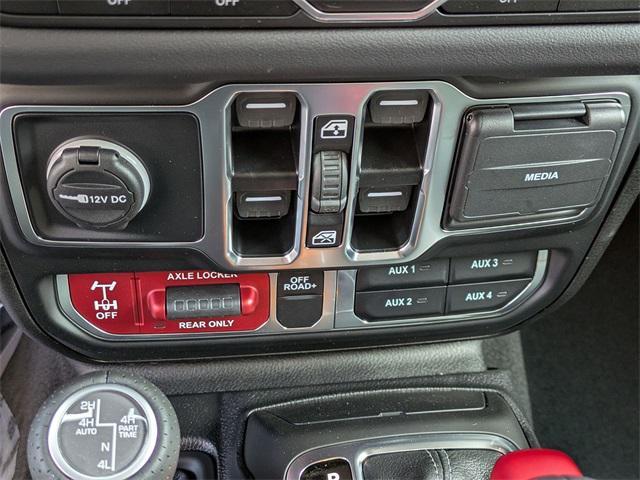 new 2025 Jeep Gladiator car, priced at $53,358