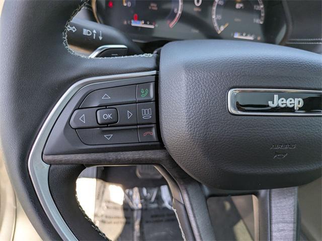new 2025 Jeep Grand Cherokee car, priced at $48,681