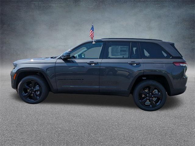 new 2025 Jeep Grand Cherokee car, priced at $48,681