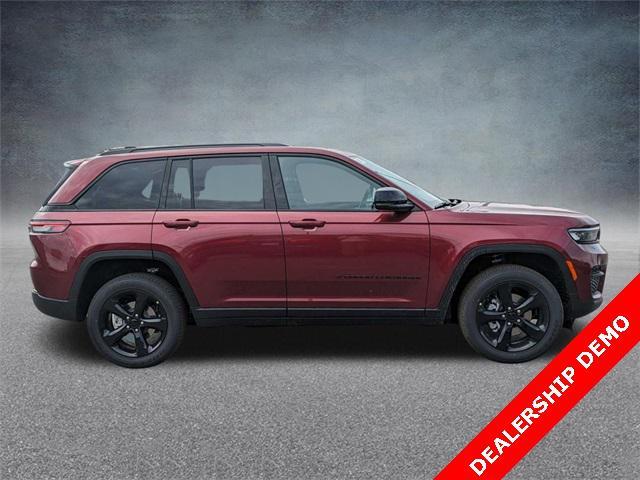 new 2024 Jeep Grand Cherokee car, priced at $40,758