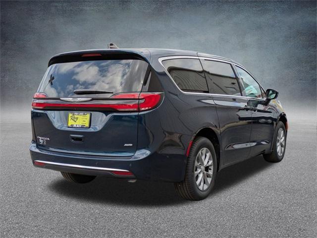 new 2025 Chrysler Pacifica car, priced at $48,436