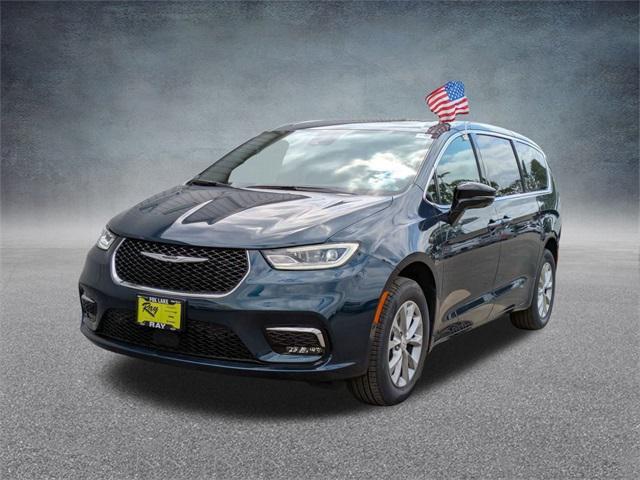 new 2025 Chrysler Pacifica car, priced at $48,436